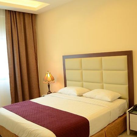 Arcadia Hotel Suites Sharjah Exterior foto